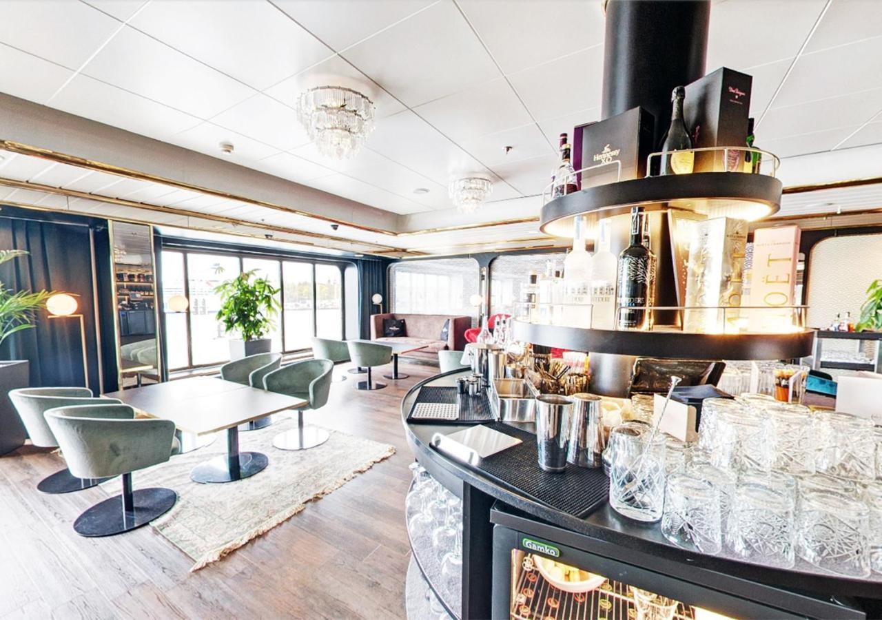 ホテル Viking Line Ferry Gabriella - One-Way Journey From Stockholm To Helsinki エクステリア 写真